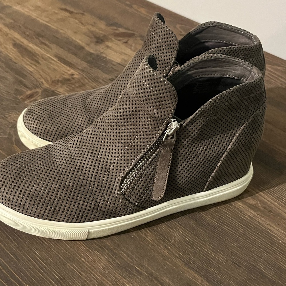 Madden Girl Charcoal Grey‎ Ankle Boots